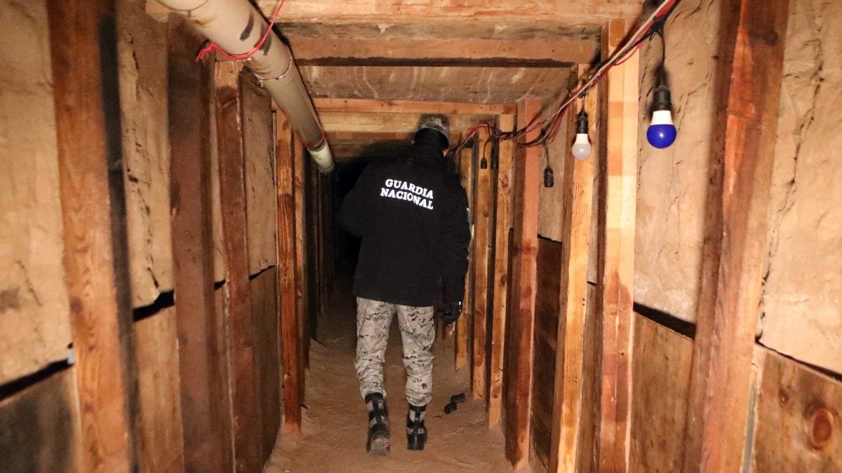 Mexico to seal secret border tunnel discovered by US and Mexican authorities