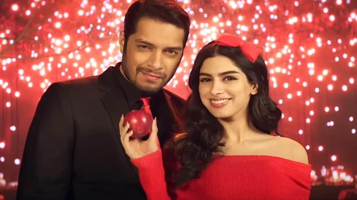 'Junaid and Khushi What a twist in this Gen Z love story!' says netizens while praising the trailer of Junaid Khan and Khushi Kapoor's Loveyapa!