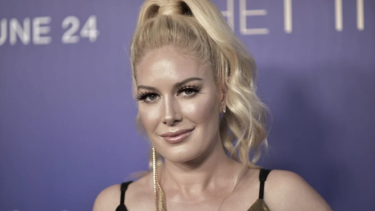 Heidi Montag tops iTunes chart after losing house in Los Angeles wildfires