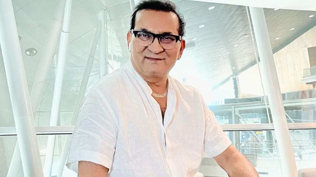 Activist demands FIR against singer Abhijeet Bhattacharya over offensive remarks about Mahatma Gandhi: 'Creating a rift in...'