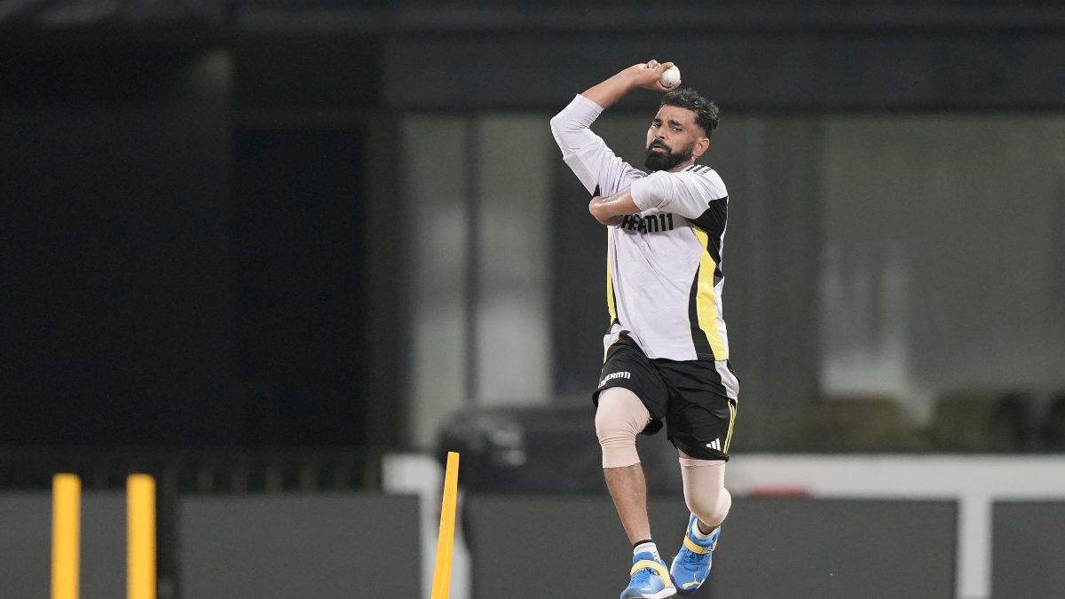 Mohammed Shami was spotted bowling with heavy strapping on his knees at Chennai. Image: AP Mohammed Shami was spotted bowling with heavy strapping on his knees at Chennai. Image: AP