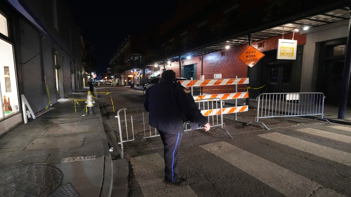 10 killed, 30 injured as vehicle plows into crowd on Bourbon Street in New Orleans