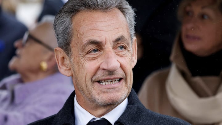 From presidential palace to jail: France's ex-president Sarkozy arrives at Paris prison over Libya funding conviction From presidential palace to jail: France's ex-president Sarkozy arrives at Paris prison over Libya funding conviction