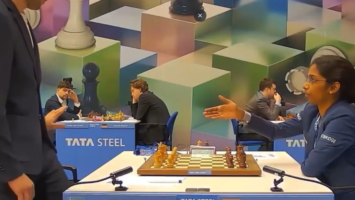 Uzbekistan's Nodirbek Yakubboev refused to shake hands with R Vaishali at Tata Steel Chess tournament due to religious beliefs. Image: X screengrab Uzbekistan's Nodirbek Yakubboev refused to shake hands with R Vaishali at Tata Steel Chess tournament due to religious beliefs. Image: X screengrab
