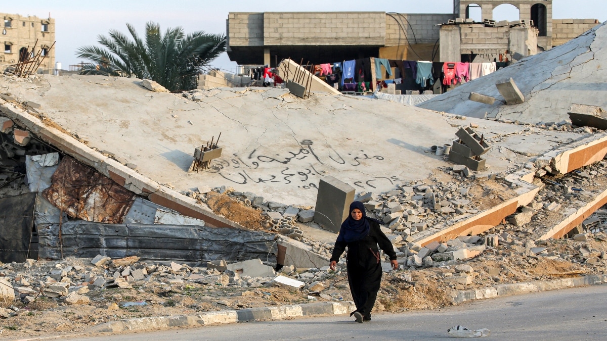 Israel releases list of 95 Palestinian prisoners eligible to walk out of jail starting Sunday