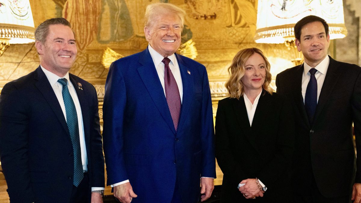 Italian PM Giorgia Meloni meets Donald Trump at Mar-a-Lago Italian PM Giorgia Meloni meets Donald Trump at Mar-a-Lago