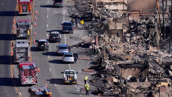 ‘Stop misinformation’: Oregon says California not stopping fire trucks sent to cut blazes in Los Angeles