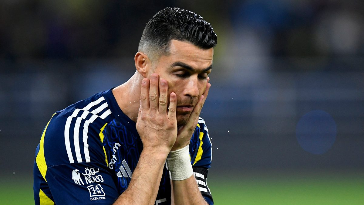 Ronaldo taunted with Messi chants again in Saudi Arabia, but Portuguese star responds with surprising gesture Ronaldo taunted with Messi chants again in Saudi Arabia, but Portuguese star responds with surprising gesture