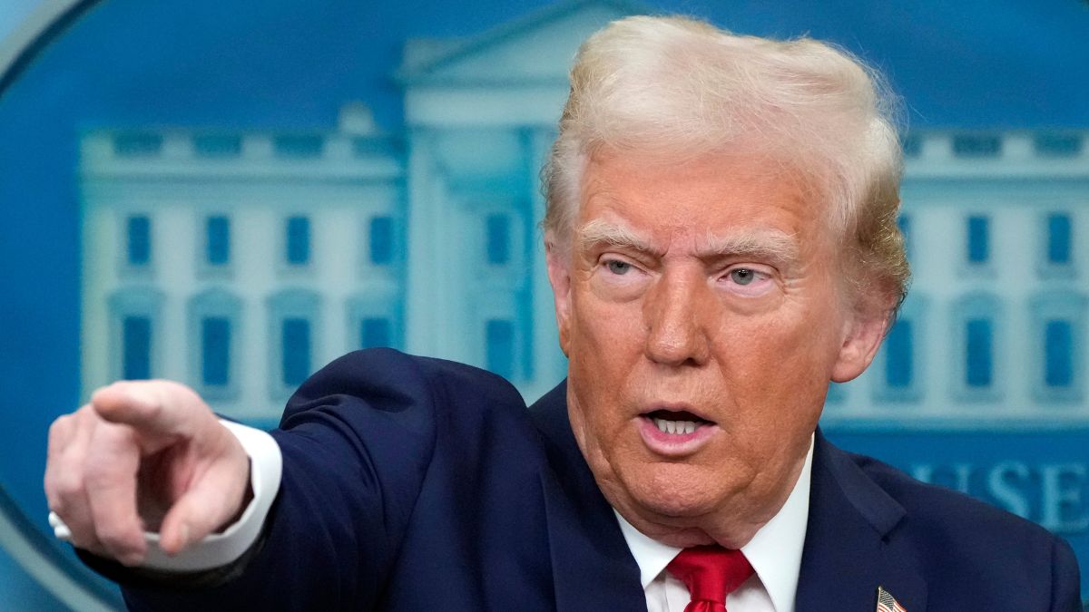 Trump blames diversity hiring for Washington DC crash. Has he got his facts right? Trump blames diversity hiring for Washington DC crash. Has he got his facts right?