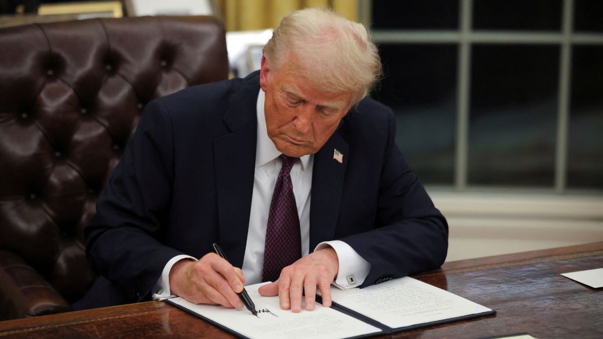 Who are Proud Boys, Oath Keepers? The groups pardoned by Trump for Jan 6 US Capitol attack Who are Proud Boys, Oath Keepers? The groups pardoned by Trump for Jan 6 US Capitol attack