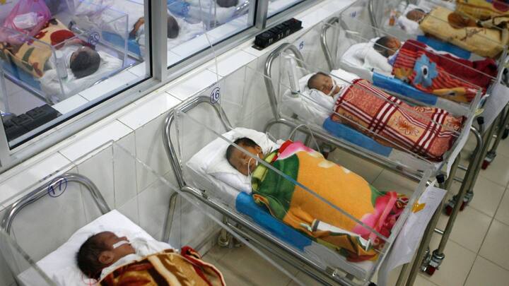 Despite failure, Trump 2.0 continues raging against birthright citizenship, pushes SC to allow restrictions Despite failure, Trump 2.0 continues raging against birthright citizenship, pushes SC to allow restrictions