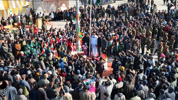 Watch | Pulwama’s Tral Chowk sees ‘Naya Kashmir’ make history on 76th Republic Day