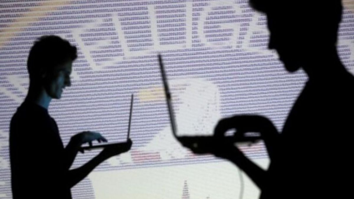 In a fresh assessment released last week, the Central Intelligence Agency (CIA), believes that the virus responsible for the coronavirus pandemic was "more likely" leaked from a Chinese lab in Wuhan than transmitted by animals. Image for Representation. Reuters In a fresh assessment released last week, the Central Intelligence Agency (CIA), believes that the virus responsible for the coronavirus pandemic was "more likely" leaked from a Chinese lab in Wuhan than transmitted by animals. Image for Representation. Reuters