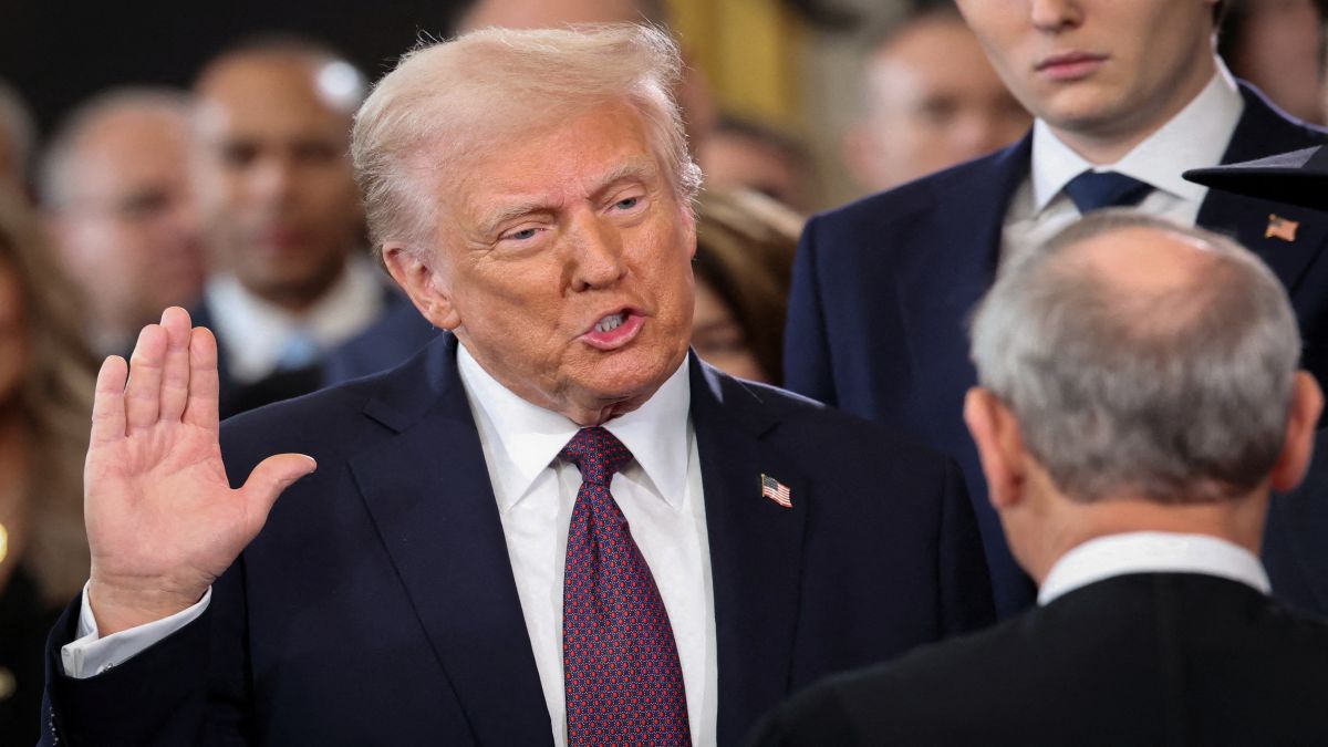 Trump targets diversity scheme: 1965 order revoked, aviation hiring ...