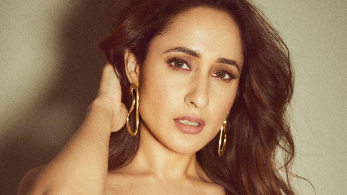 Pragya Jaiswal Starrer Daaku Maharaaj Becomes the First Highest Grosser of the Year 2025, crosses Rs 100 crore worldwide