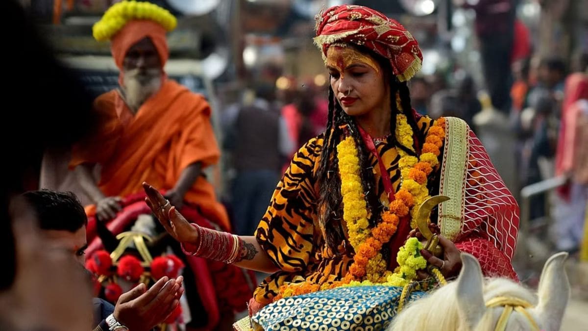 Who is the 13-year-old girl who has decided to become sadhvi at Maha Kumbh?