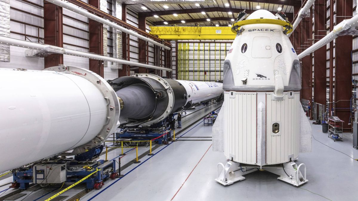 SpaceX's Crew Dragon spacecraft which is bringing Nasa astronauts Sunita Williams and Barry Wilmore back to Earth. File image/AP SpaceX's Crew Dragon spacecraft which is bringing Nasa astronauts Sunita Williams and Barry Wilmore back to Earth. File image/AP