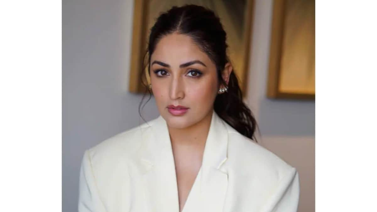 'Not fire, wildfire,' Yami Gautam impresses netizens in the trailer of Netflix's 'Dhoom Dhaam'