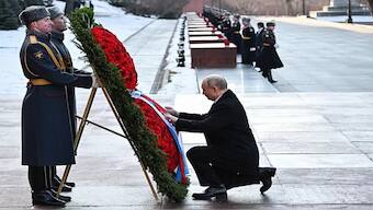 Russian President Vladimir Putin attends a wreath-laying ceremony at the Tomb of the Unknown Soldier in Moscow, 23 February, 2025. AP