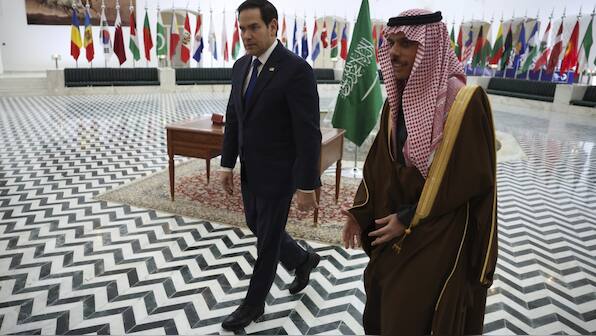 US, Russia begin Ukraine talks in Saudi Arabia without inviting Kyiv to the table