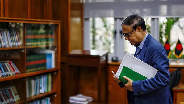 Bangladesh stares at a banking meltdown amid an unresolved leadership crisis