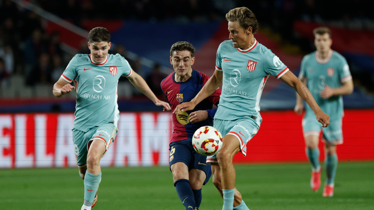 Copa del Rey: Barcelona, Atletico Madrid play out thrilling 4-4 draw in first leg of semi-final Copa del Rey: Barcelona, Atletico Madrid play out thrilling 4-4 draw in first leg of semi-final