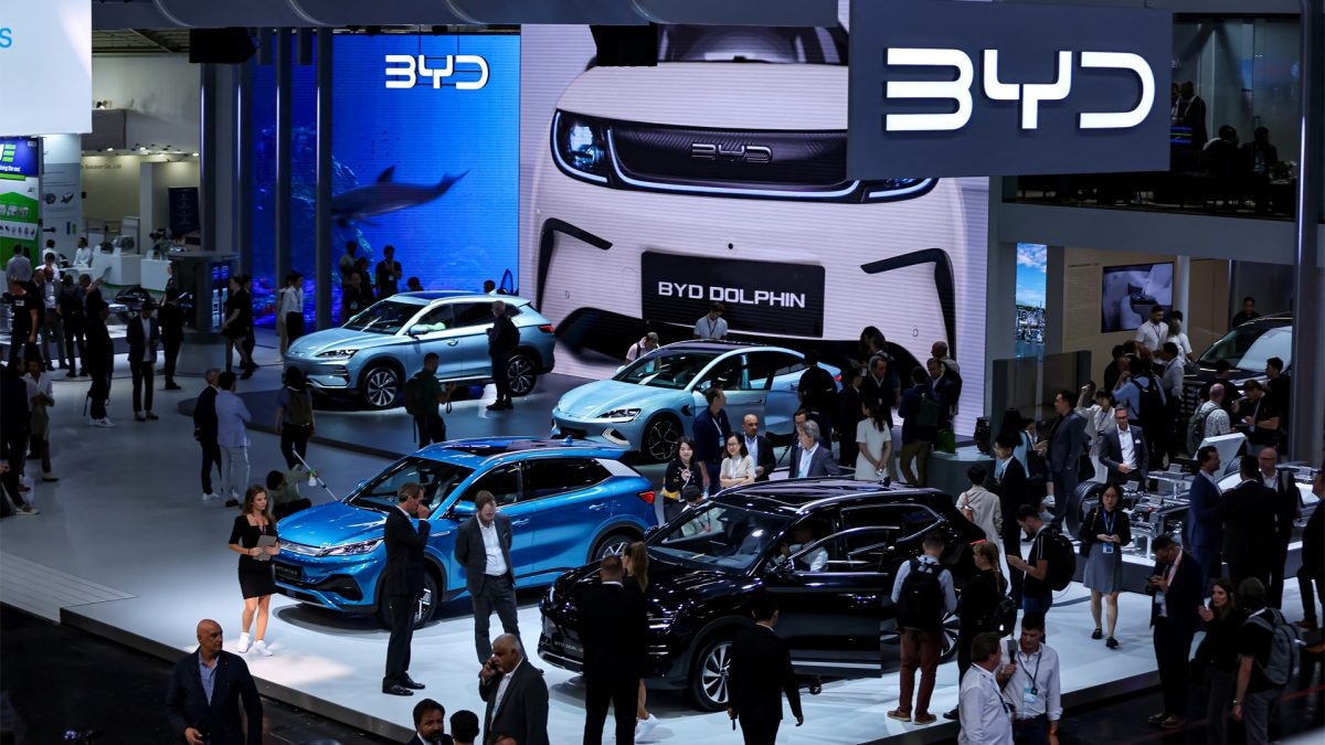 China’s BYD says new EV charging system is as fast as filling a gas tank