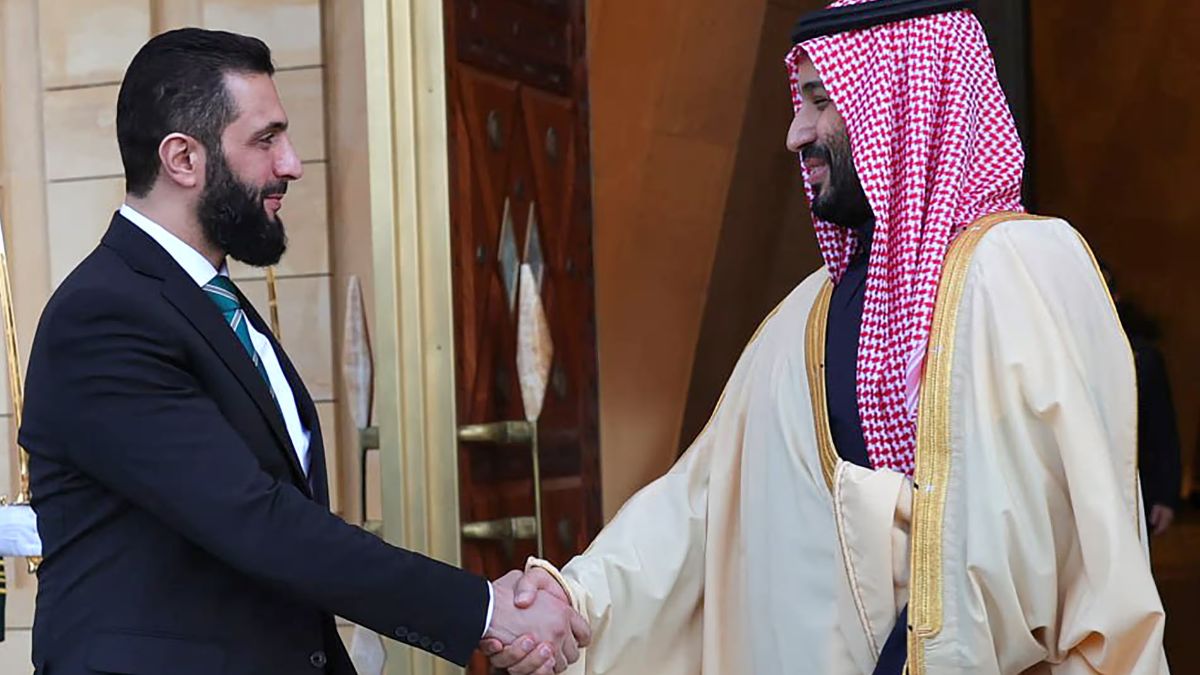 Saudi Arabia’s Crown Prince, Mohammed bin Salman, right, welcomes Syria's interim president, Ahmed al-Sharaa, on Sunday, February 2, 2025. (Photo: AFP) Saudi Arabia’s Crown Prince, Mohammed bin Salman, right, welcomes Syria's interim president, Ahmed al-Sharaa, on Sunday, February 2, 2025. (Photo: AFP)