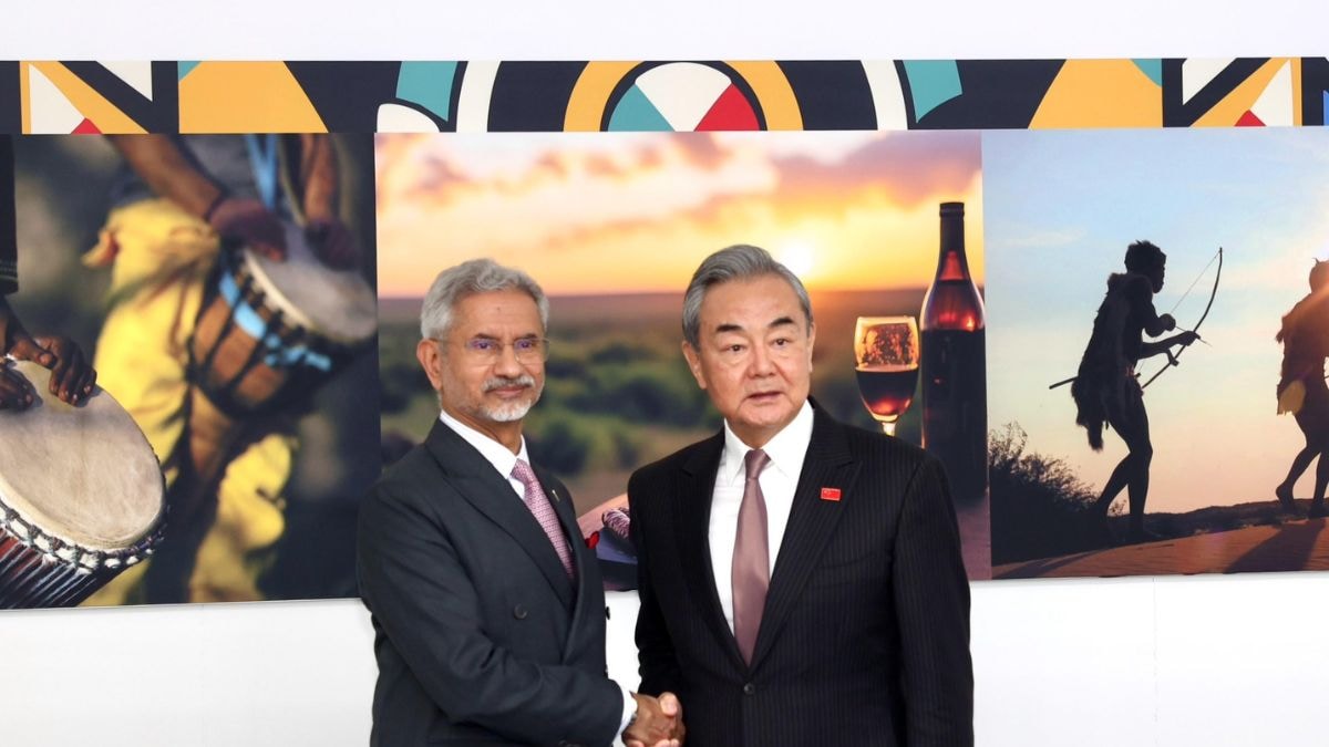 Jaishankar meets China FM Wang; focus on border issues, Kailash Mansarovar & direct flights