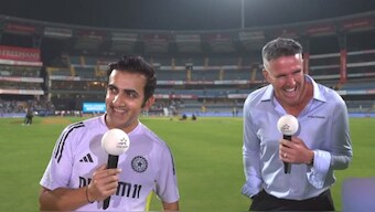 Gautam Gambhir and Kevin Pietersen after the fifth T20I between India and England. Image: StarSports