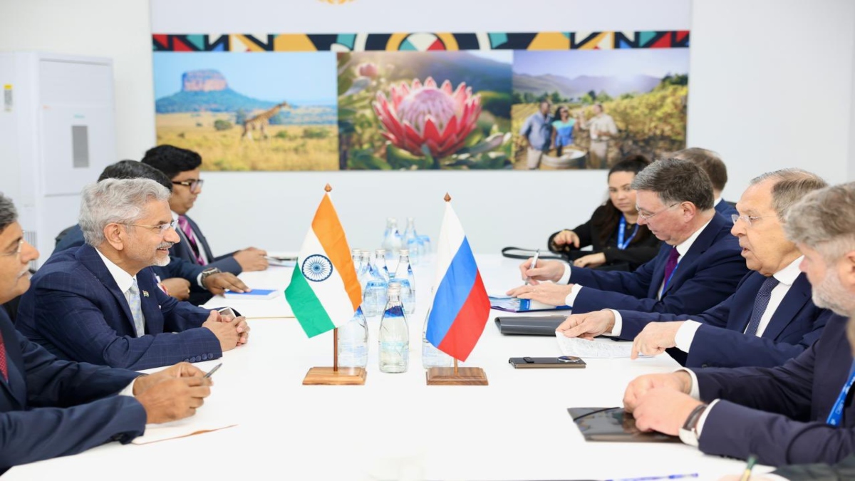 External Affairs Minister Dr S. Jaishankar met his Russian counterpart Sergey Lavrov on Thursday. X - @DrSJaishankar External Affairs Minister Dr S. Jaishankar met his Russian counterpart Sergey Lavrov on Thursday. X - @DrSJaishankar