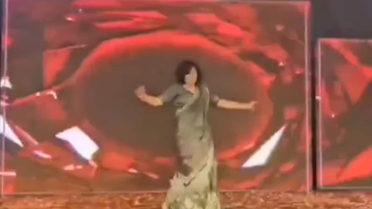 Watch: Woman dies after suffering a heart attack while dancing at her sister's wedding, netizens react