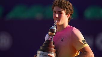 Joao Fonseca poses with the Argentina Open trophy. Image: AP