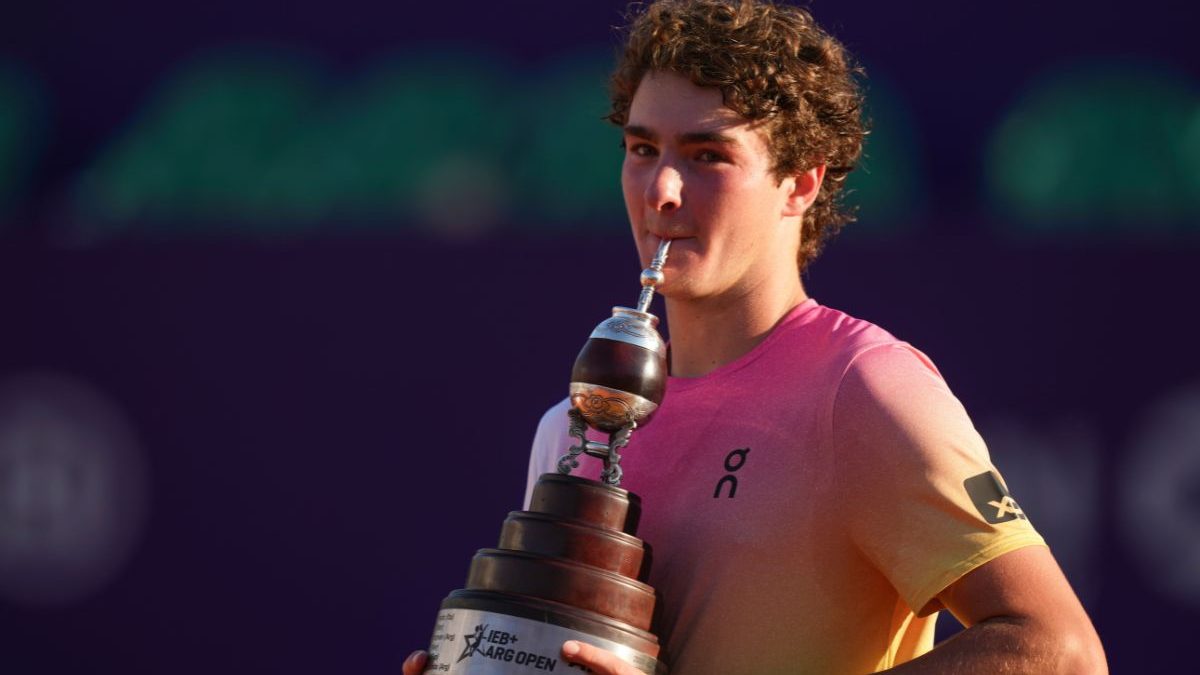 Joao Fonseca poses with the Argentina Open trophy. Image: AP Joao Fonseca poses with the Argentina Open trophy. Image: AP