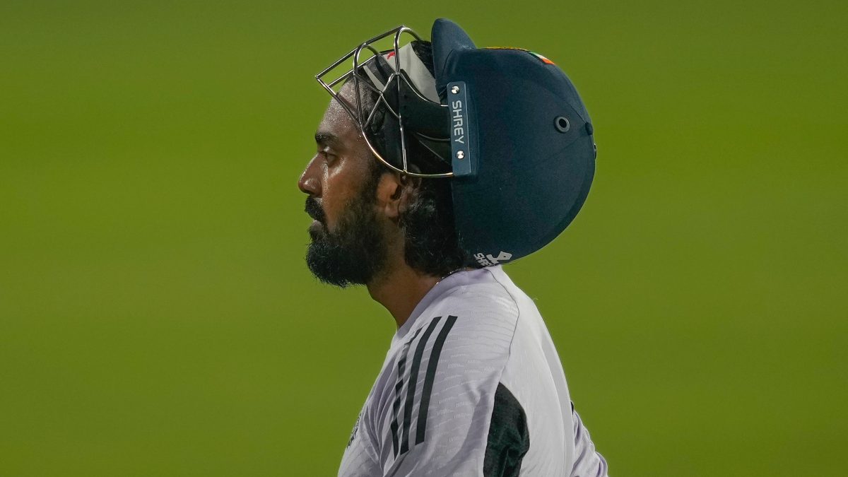 Team India coach Gautam Gambhir faces flak for KL Rahul batting at No.6: 'What they are doing is not fair' Team India coach Gautam Gambhir faces flak for KL Rahul batting at No.6: 'What they are doing is not fair'