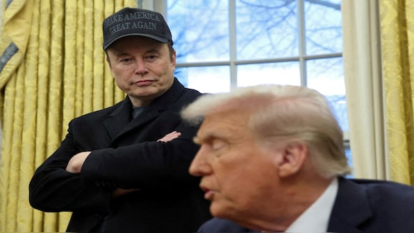 Musk will step back from key role in coming weeks, Trump informs inner circle