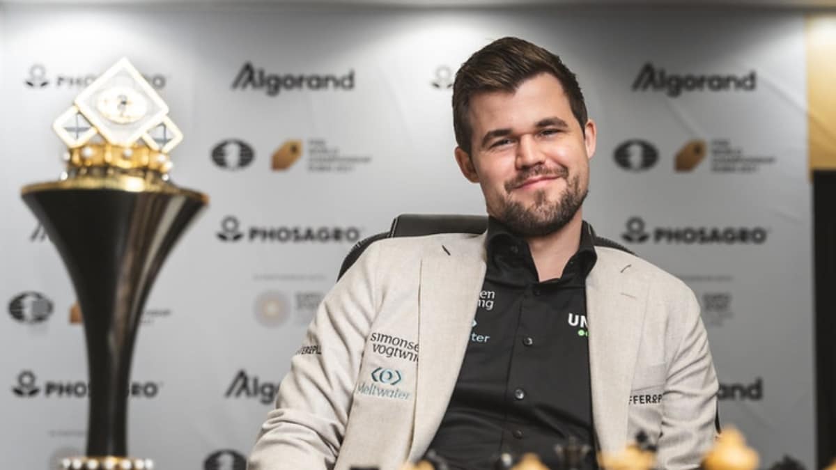 Carlsen says he can't beat his phone in chess, explains not playing against engines: 'They make me feel stupid'