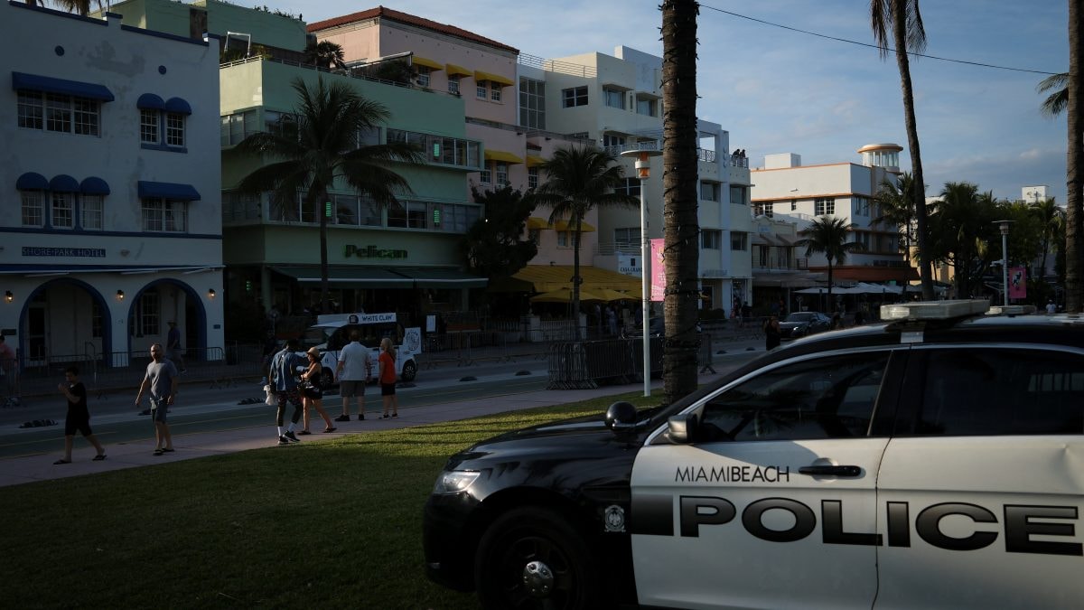 Miami shooting: Jewish man fires at 2 Israeli tourists mistaking them for Palestinians