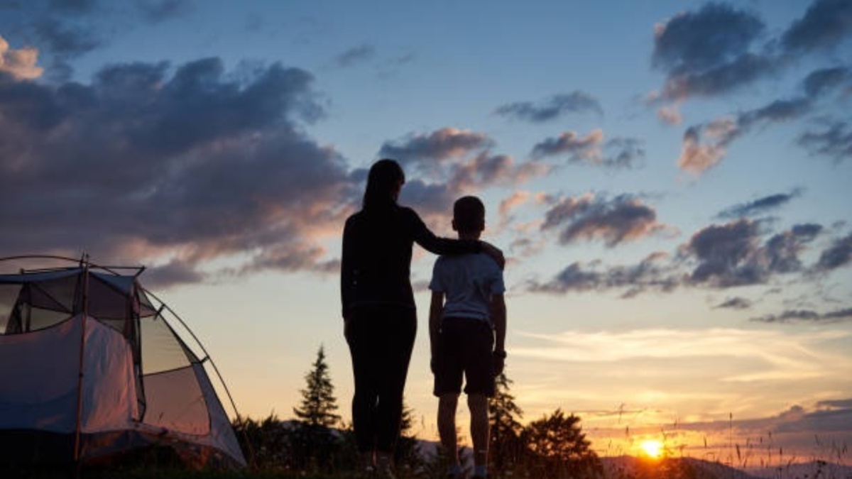 Netizens slam mom's Valentine's Day video over inappropriate content with son: 'She is a poison for our...' WATCH Netizens slam mom's Valentine's Day video over inappropriate content with son: 'She is a poison for our...' WATCH