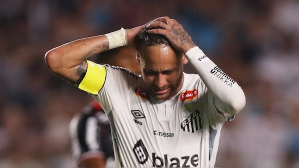 Loud cheers, phone lights: Neymar gets jubilant welcome on Santos return after 12 years