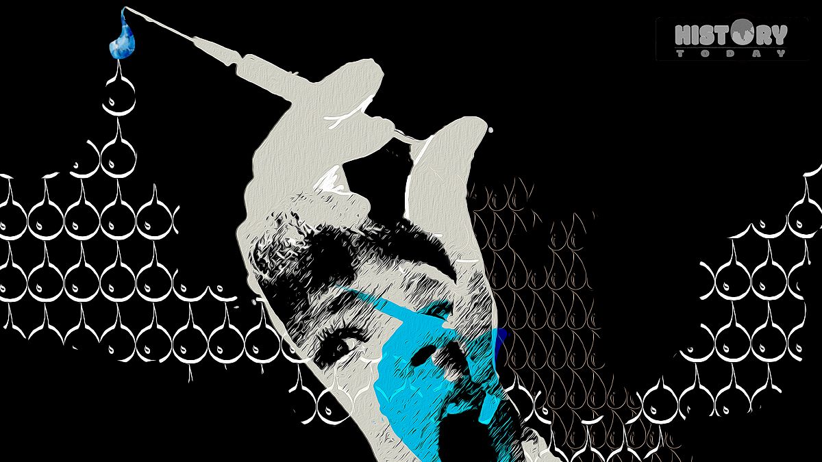 On February 23, 1954, a group of children from Arsenal Elementary School in Pittsburgh received the first injections of the new polio vaccine, known as inactivated poliovirus vaccine (IPV) or Salk vaccine. Illustration: Santan On February 23, 1954, a group of children from Arsenal Elementary School in Pittsburgh received the first injections of the new polio vaccine, known as inactivated poliovirus vaccine (IPV) or Salk vaccine. Illustration: Santan