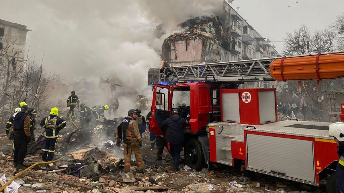 In this photo provided by the Ukrainian Emergency Service, firefighters put out the fire in the ruined apartment building following a Russian rocket attack in Poltava, Ukraine, Saturday, Feb. 1, 2025. (Ukrainian Emergency Service via AP)
In this photo provided by the Ukrainian Emergency Service, firefighters put out the fire in the ruined apartment building following a Russian rocket attack in Poltava, Ukraine, Saturday, Feb. 1, 2025. (Ukrainian Emergency Service via AP)