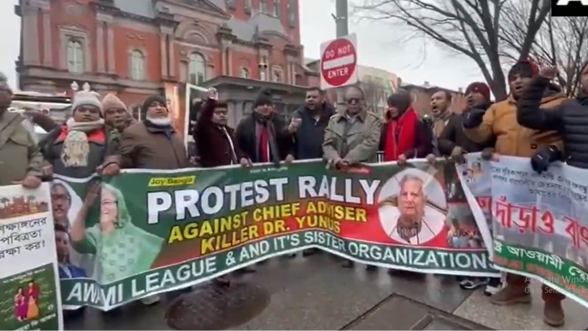 'Step down! Killer Yunus': Awami League supporters protest against Bangladesh govt in US