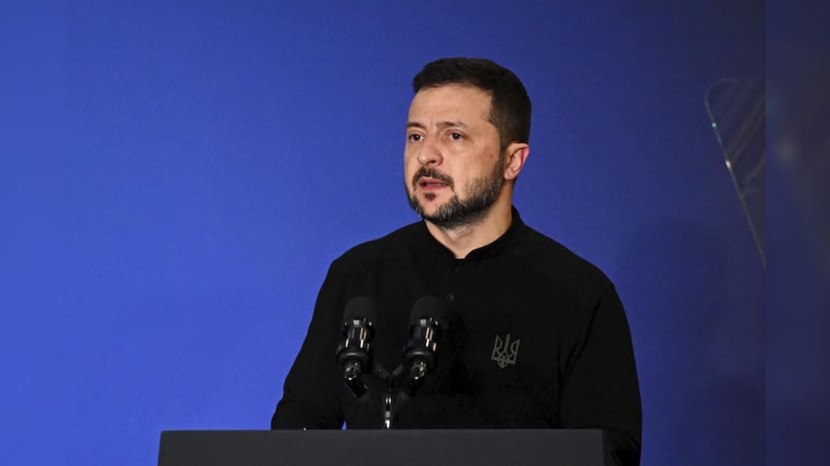 Zelenskyy replaces chief of general staff as battles rage on in Kursk, Donetsk