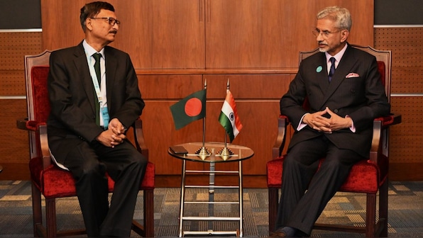EAM Jaishankar meets Bangladesh’s Hossain, discusses bilateral ties & BIMSTEC cooperation