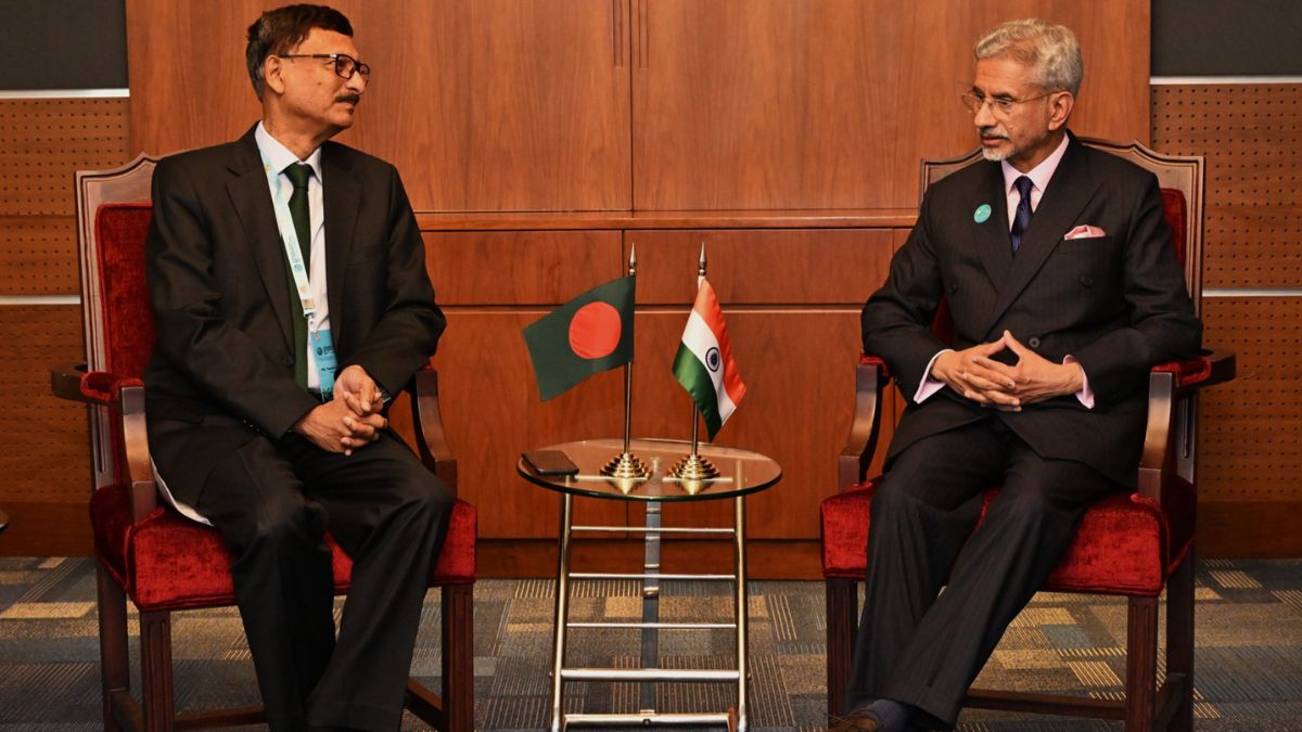 EAM Jaishankar meets Bangladesh’s Hossain, discusses bilateral ties & BIMSTEC cooperation EAM Jaishankar meets Bangladesh’s Hossain, discusses bilateral ties & BIMSTEC cooperation