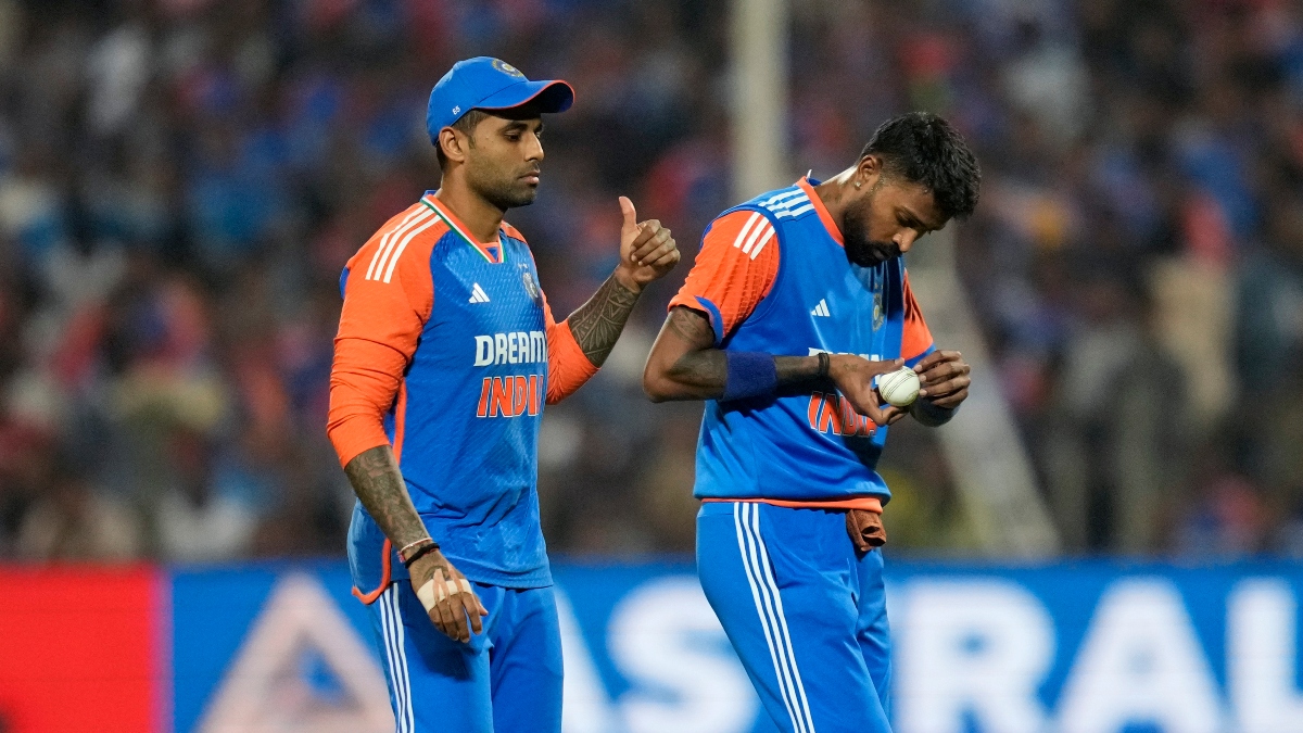 Exclusive | 'Maybe Hardik Pandya is a leader and Suryakumar is a strategist and both are gelling': Ex-Mumbai captain Milind Rege Exclusive | 'Maybe Hardik Pandya is a leader and Suryakumar is a strategist and both are gelling': Ex-Mumbai captain Milind Rege