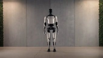 In addition to Optimus-related roles, Musk has also been hiring for other ambitious projects. Last month, he made a public call for “hardcore” software engineers to join his Everything app project. Musk clarified that he is not concerned about candidates’ educational backgrounds or work history with prestigious companies. Image Credit: Tesla