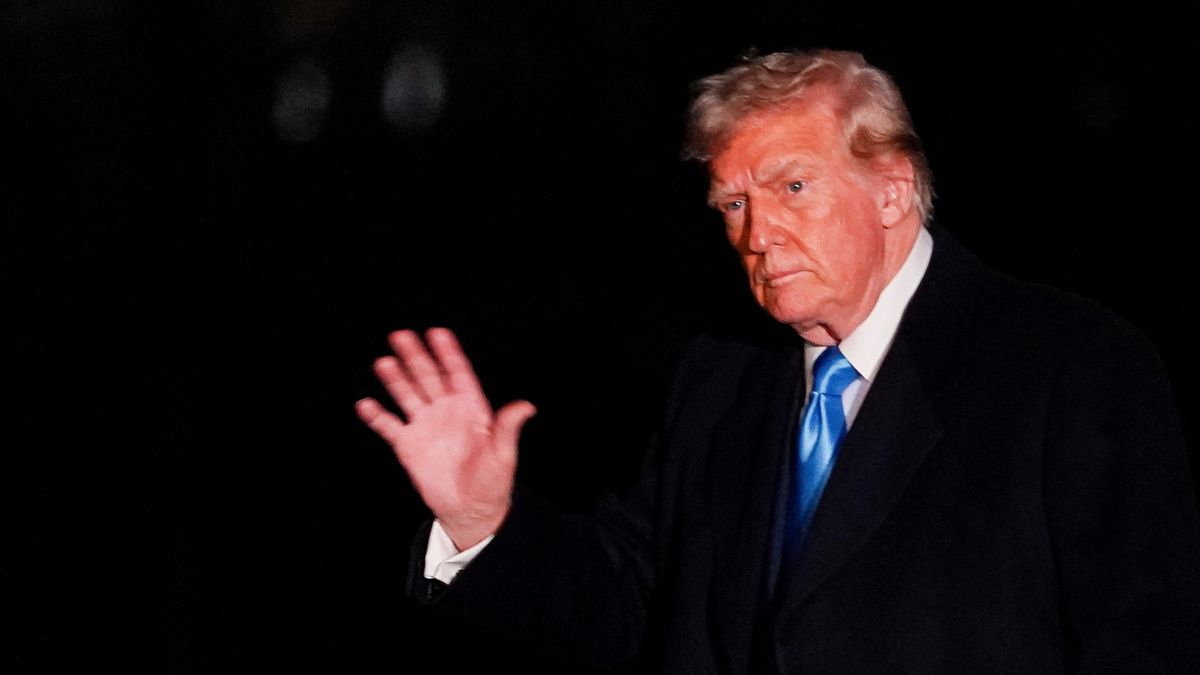 Trump says have left instructions to 'obliterate' Iran if it assassinated him Trump says have left instructions to 'obliterate' Iran if it assassinated him