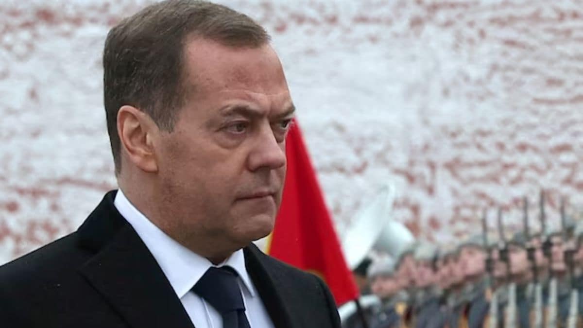 ‘Nonsense’: Putin aide Medvedev rejects Zelenskyy’s territory exchange proposal for peace